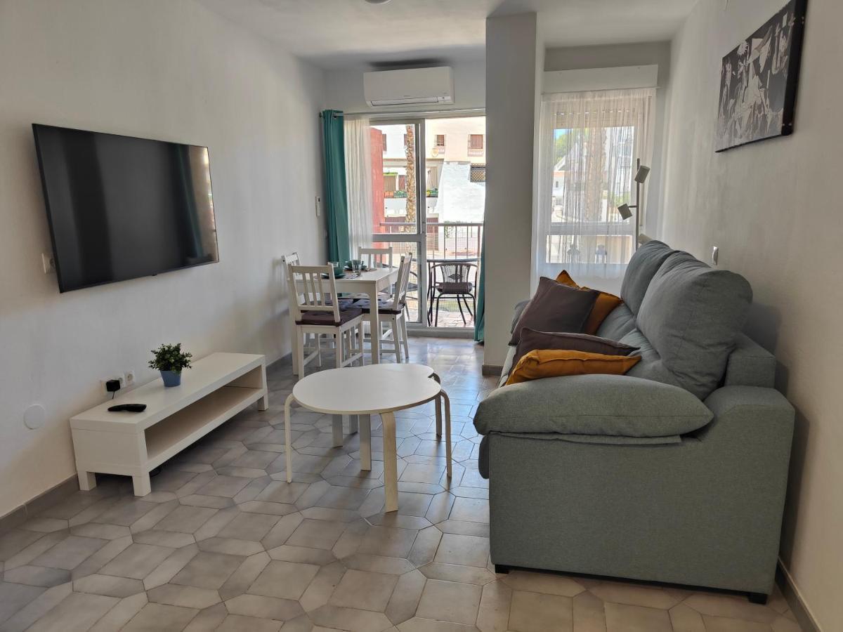 Apartamento Entero, Enormes Piscinas, Terraza Y Playa بينالماذينا المظهر الخارجي الصورة