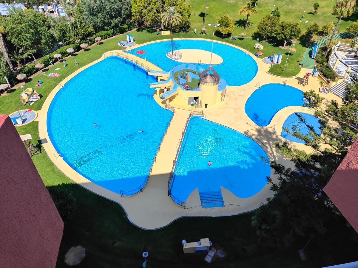 Apartamento Entero, Enormes Piscinas, Terraza Y Playa بينالماذينا المظهر الخارجي الصورة