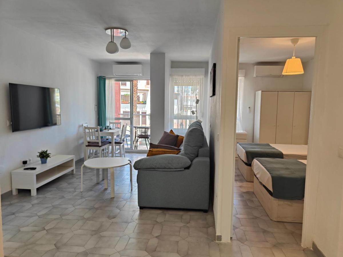 Apartamento Entero, Enormes Piscinas, Terraza Y Playa بينالماذينا المظهر الخارجي الصورة