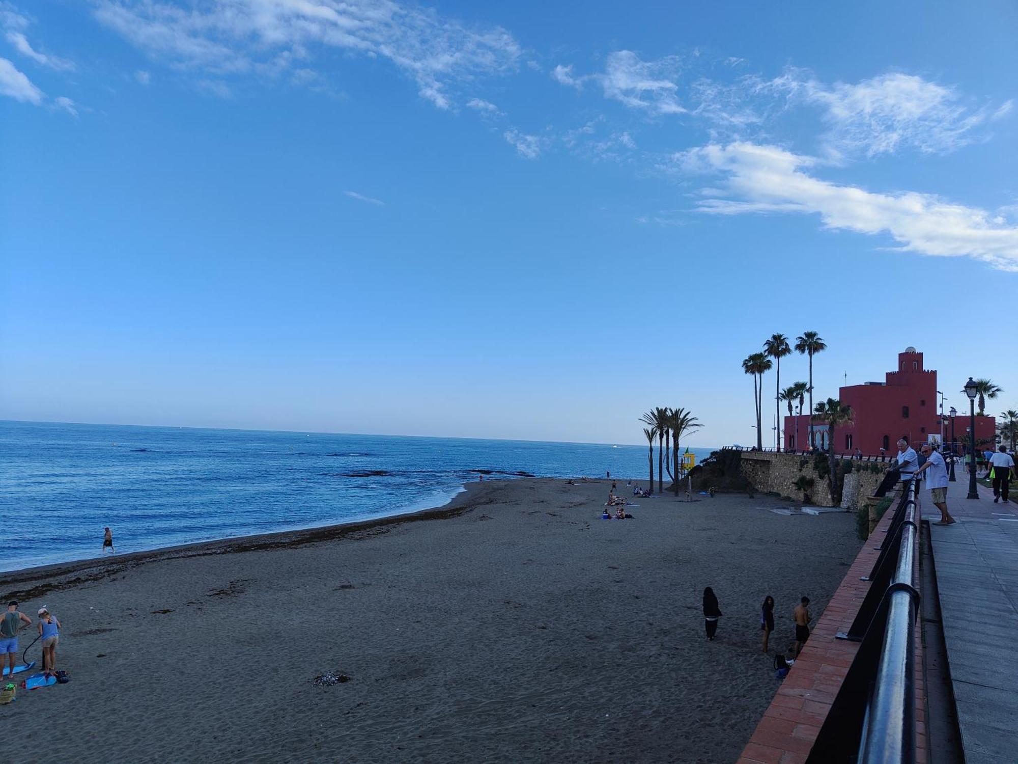 Apartamento Entero, Enormes Piscinas, Terraza Y Playa بينالماذينا المظهر الخارجي الصورة